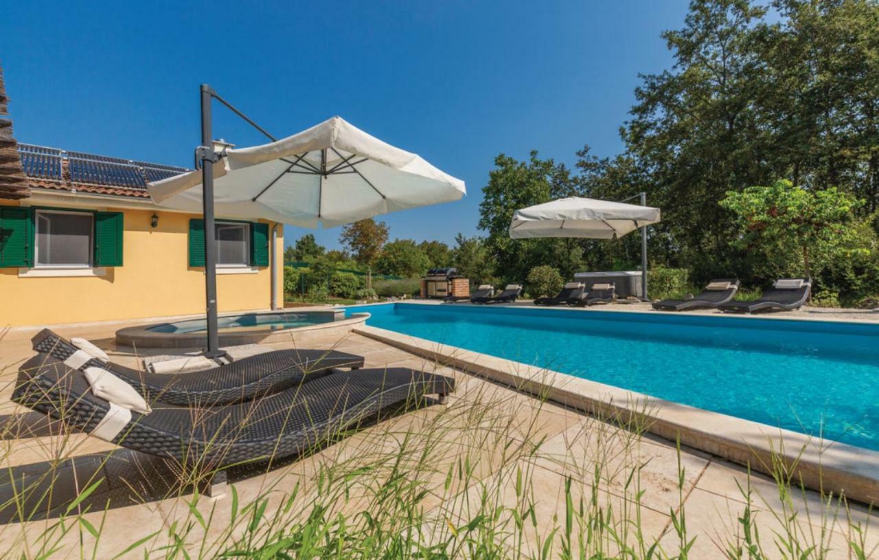Villa Histria